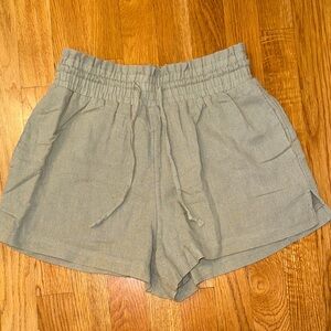Abercrombie Green Cotton/Linen Shorts with Elastic Wasitband